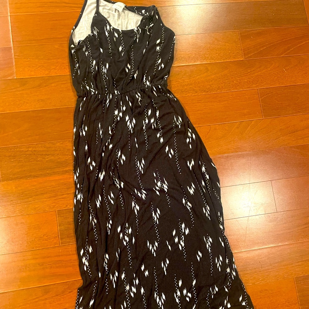 Stitch Fix Black & White Maxi Dress — Medium